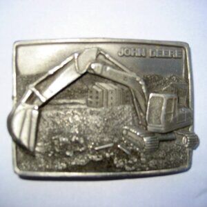 VINTAGE JOHN DEERE EXCAVTOR BELT BUCKLE 1987
